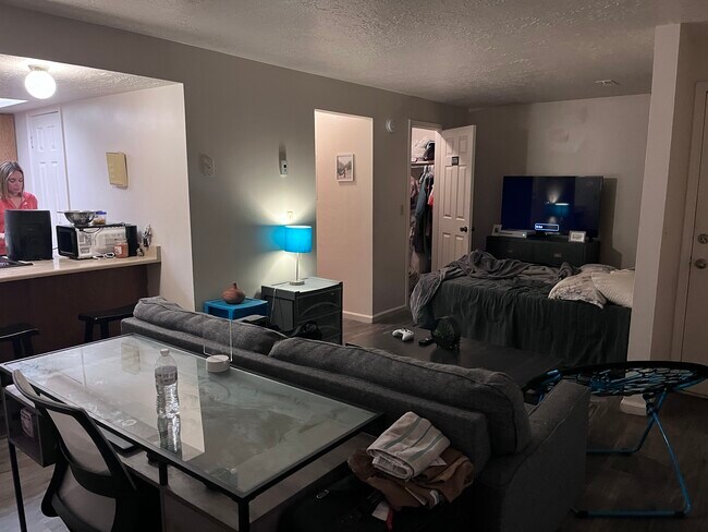 Foto del edificio - 7855 S Candlestick Ln