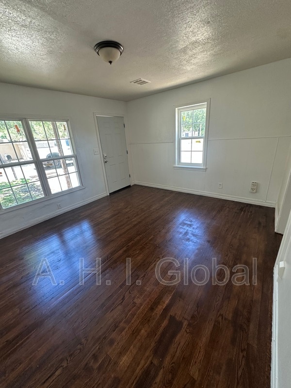 Foto del edificio - 1619 Bellaire St