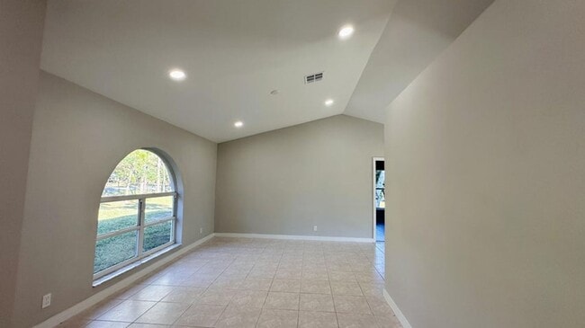 Building Photo - 12816 67th St N