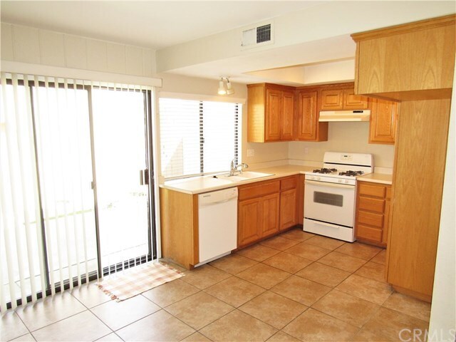 Building Photo - 3000 N Woods St