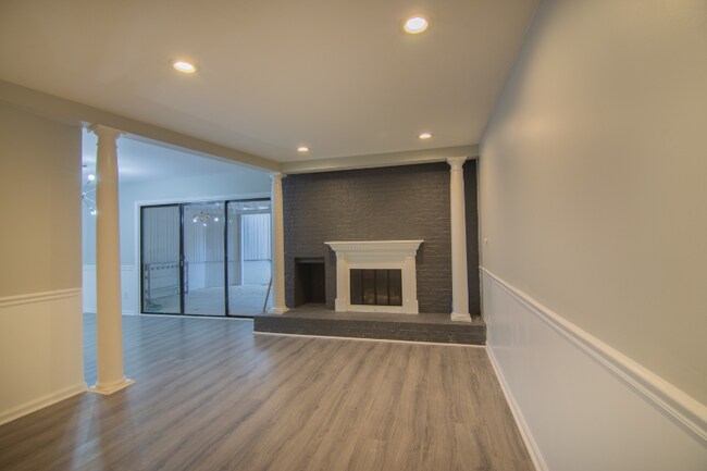 Foto del edificio - 7908 Horse Chestnut Ln