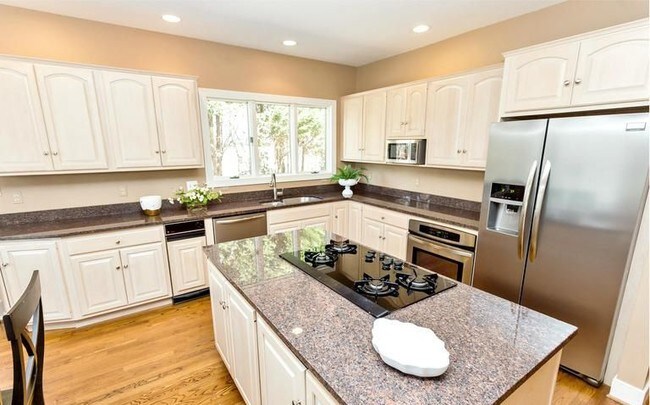 Foto del edificio - 11307 Fawn Lake Parkway
