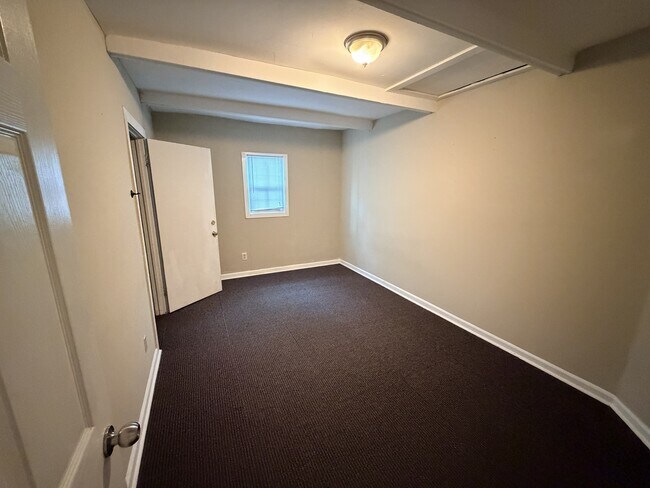Foto del edificio - 4704 Chenevert St