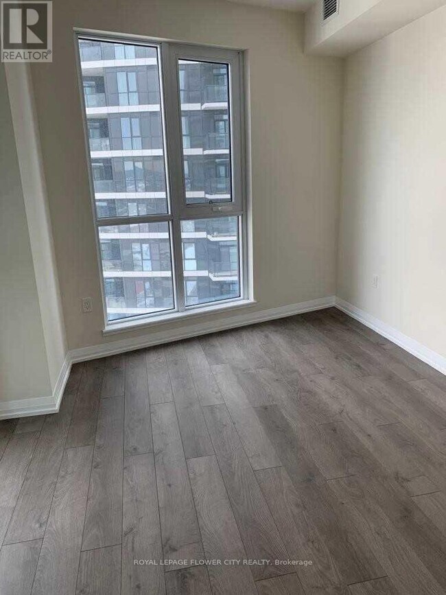 Photo du bâtiment - 65 Watergarden Dr