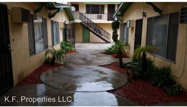 Foto principal - 247 E Hullett St