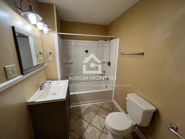 Foto del edificio - 603 Ellenhurst Dr