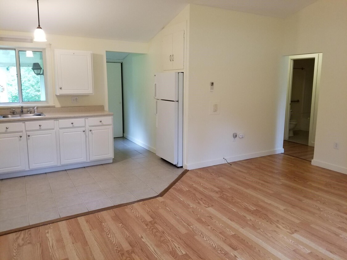 Sala de estar del vestíbulo - 87 Cone Rd