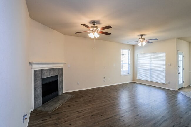 Building Photo - 12249 Shadow Wood Trail