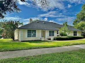 Building Photo - 1207 Almond Tree Ct