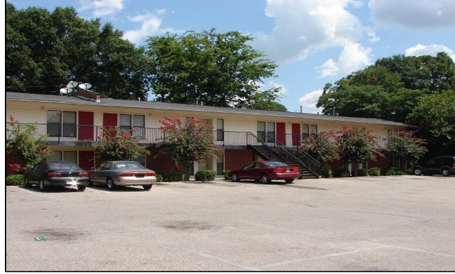 Building Photo - Maureen Manor Apartments