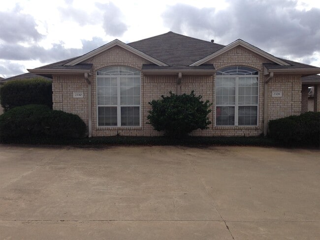 Building Photo - 2328 Antelope Ln