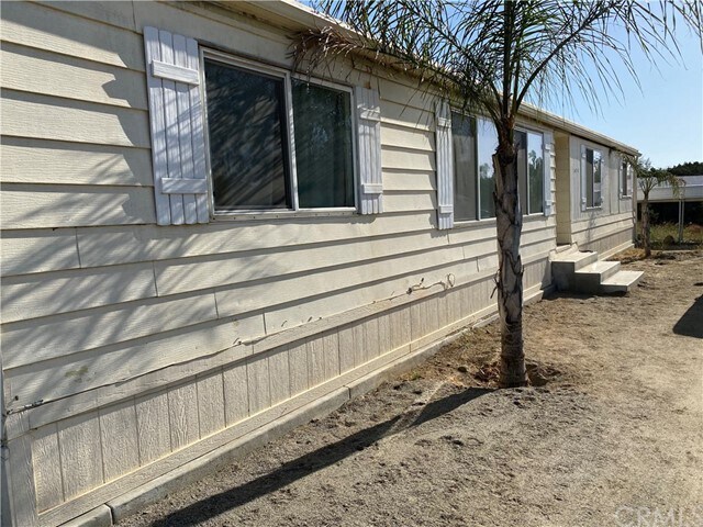 Foto del edificio - 21675 River Rd