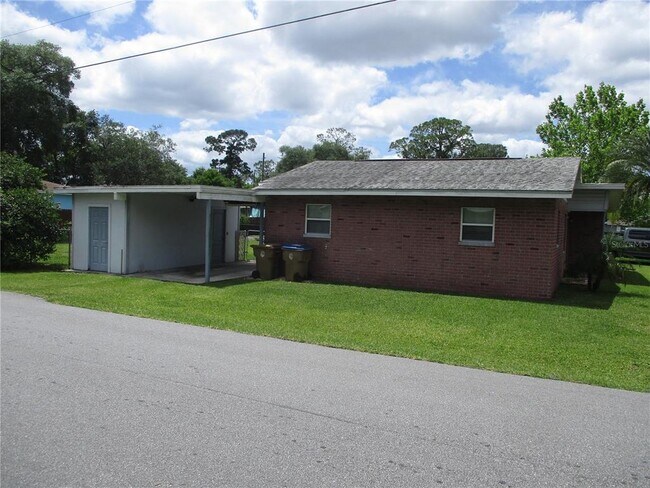 Building Photo - 5820 Patrick Ln