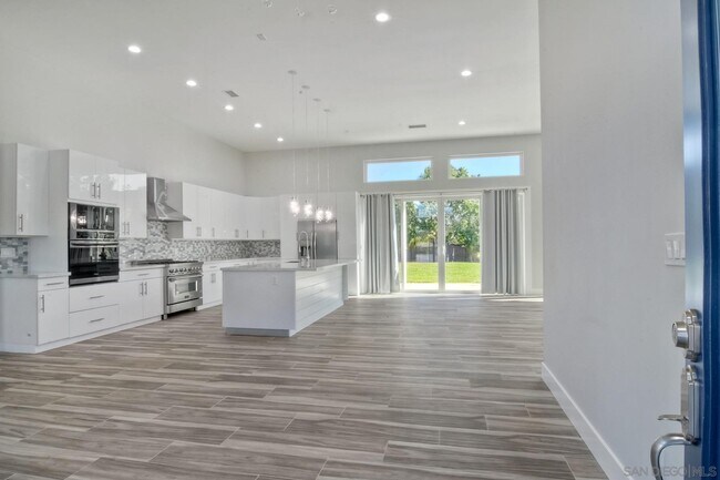 Foto del edificio - 16725 Valle Verde Rd