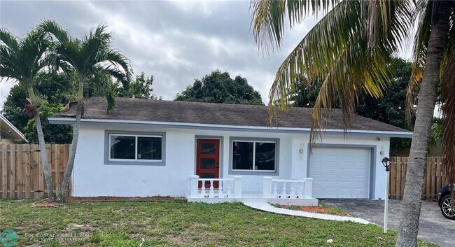 Building Photo - 3330 NW 69th St