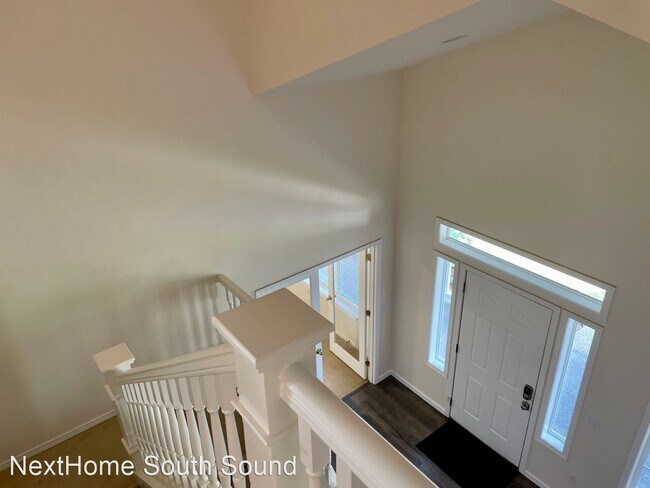Building Photo - 4 br, 2.5 bath House - 1449 Heron Ct (LU)