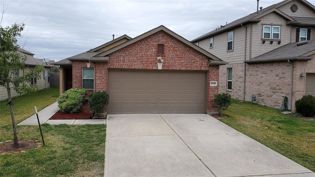 Primary Photo - 2727 Skyview Point Dr