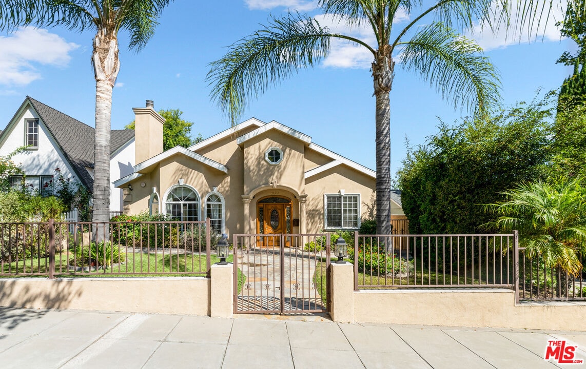 1026 E Verdugo Ave, Burbank, CA 91501 House for Rent in Burbank, CA