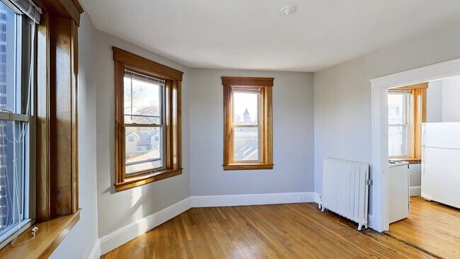 Building Photo - 99 Hancock St