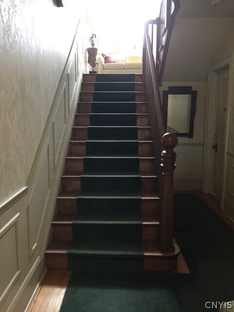 Foto del edificio - 1618 James St