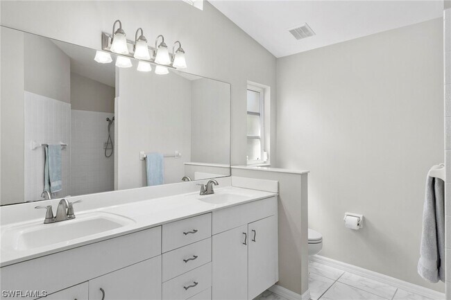 Foto del edificio - 10862 Longshore Way W
