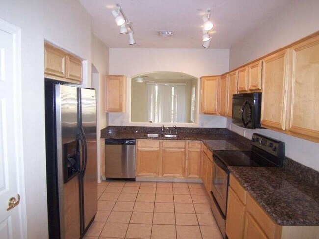 Foto del edificio - Modern 3 Bedroom Home in Tempe with Spacio...