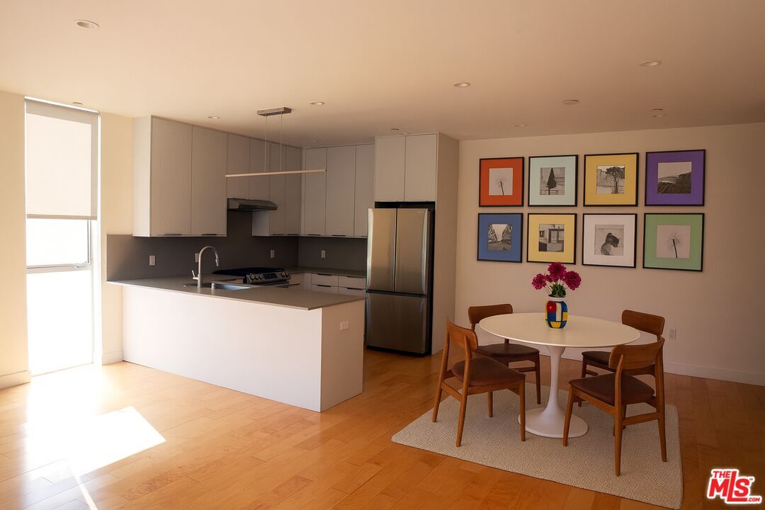 Foto principal - 4826 Franklin Ave