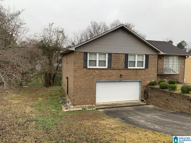 Foto del edificio - 4816 Yonderhill Dr