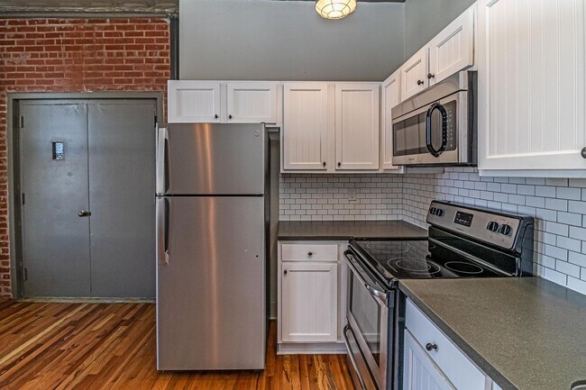 Foto del edificio - Nash Street Lofts-Unit M