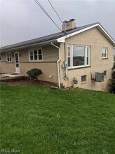 Building Photo - 51392 Breezy Hill Rd