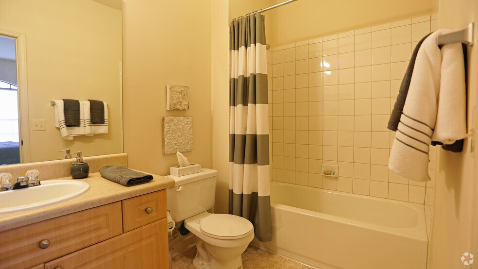 Bathroom Fixtures Birmingham Al lakeshore ridge apartments i & ii rentals - birmingham, al Bathroom Fixtures Birmingham Al lakeshore ridge apartments i & ii rentals - birmingham, al