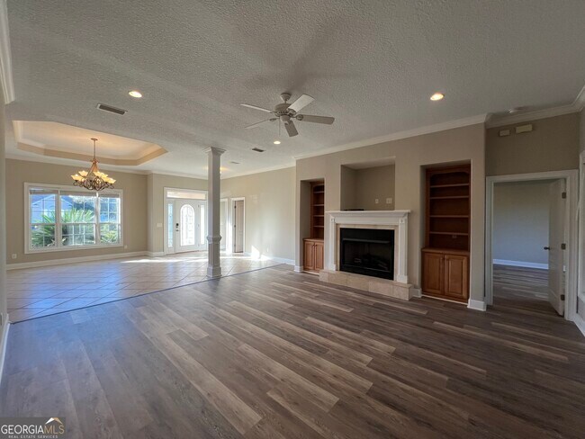 Building Photo - 229 Laurel Landing Blvd