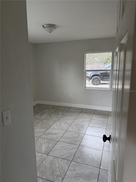 Building Photo - 1112 Martin St