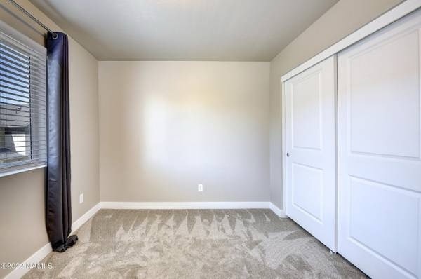 Building Photo - 12250 Solid Rock Dr