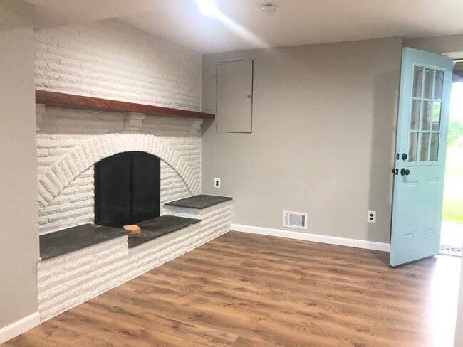 Foto del edificio - 13711 Pennsboro Dr