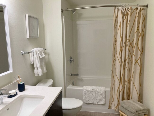Interior Photo - Renaissance Lofts
