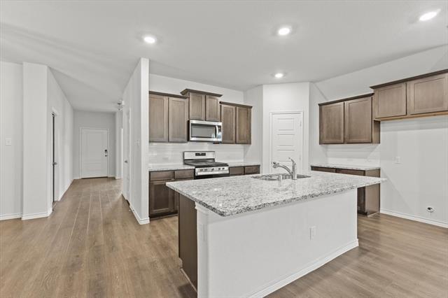 Building Photo - 827 Hancock Ct