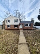 Building Photo - 4407 Longleaf Dr