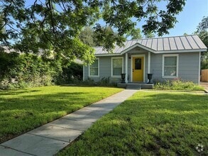 Building Photo - 1710 Riverview St