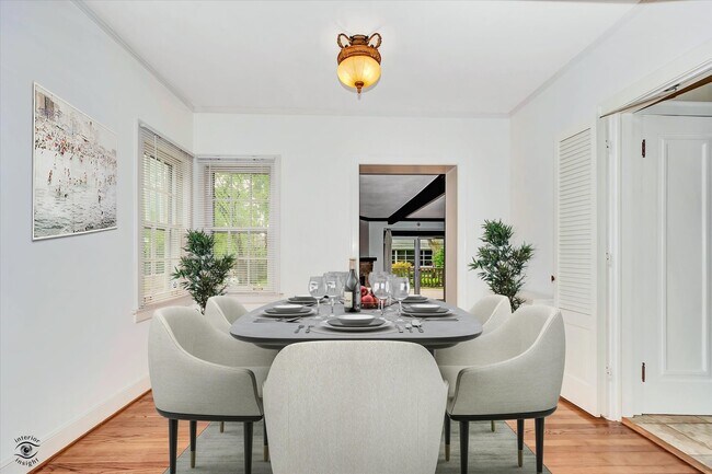 Foto del edificio - 920 Juniper Rd