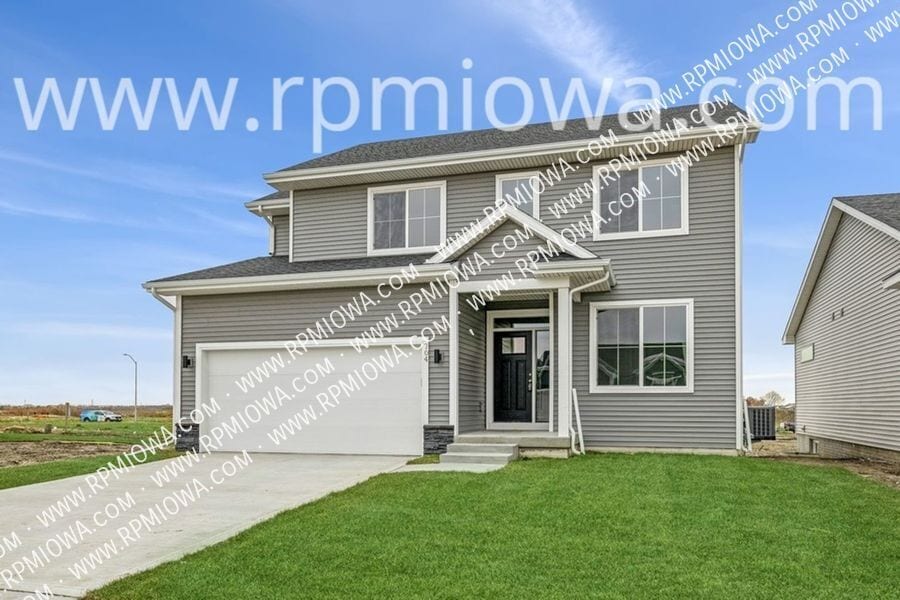 Primary Photo - RENT SPECIAL!! 4 Bedroom, 2.5 Bathroom Hom...
