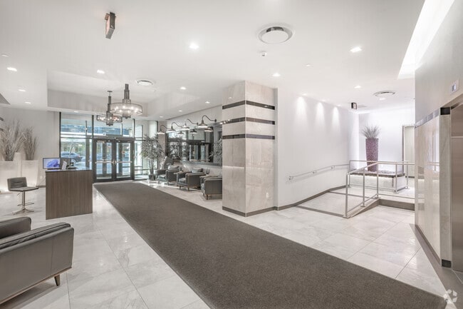 Lobby - Mayfair on Jasper