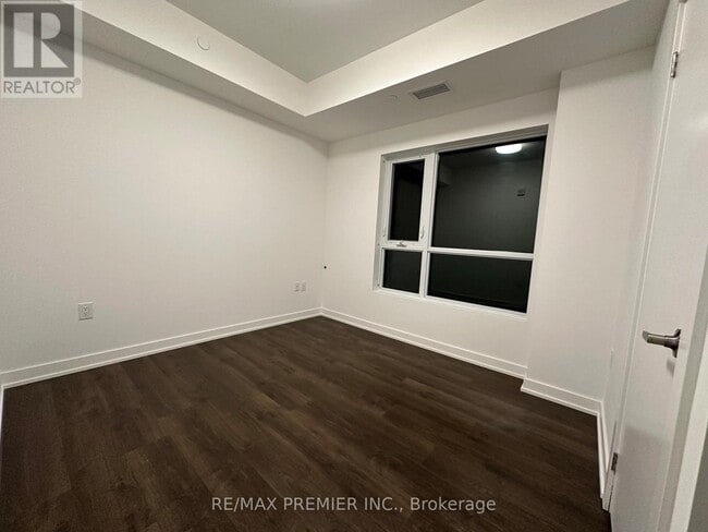 Building Photo - 56 Lakeside Ter