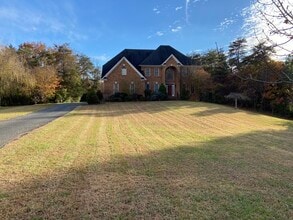 Building Photo - 100 Beacon Hill Pl