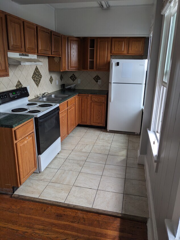 Primary Photo - 508 Winchester Ave