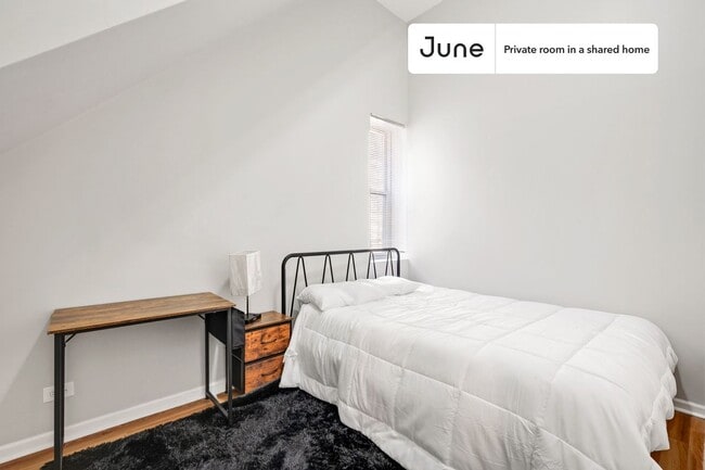 Building Photo - Room in Shared 4 bed/2 bath home