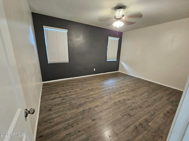 Building Photo - 25573 W Coles Rd