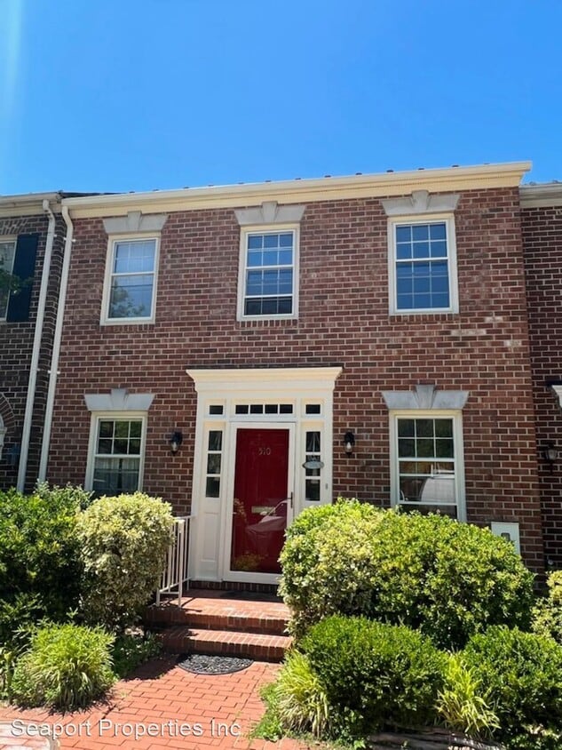 Primary Photo - 2 br, 2.5 bath House - 510 Tobacco Quay