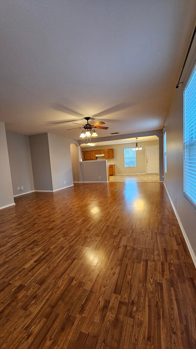 Building Photo - 159 Blue Juniper