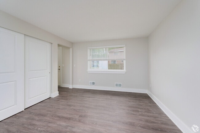 Interior Photo - Valley Brook Townhomes